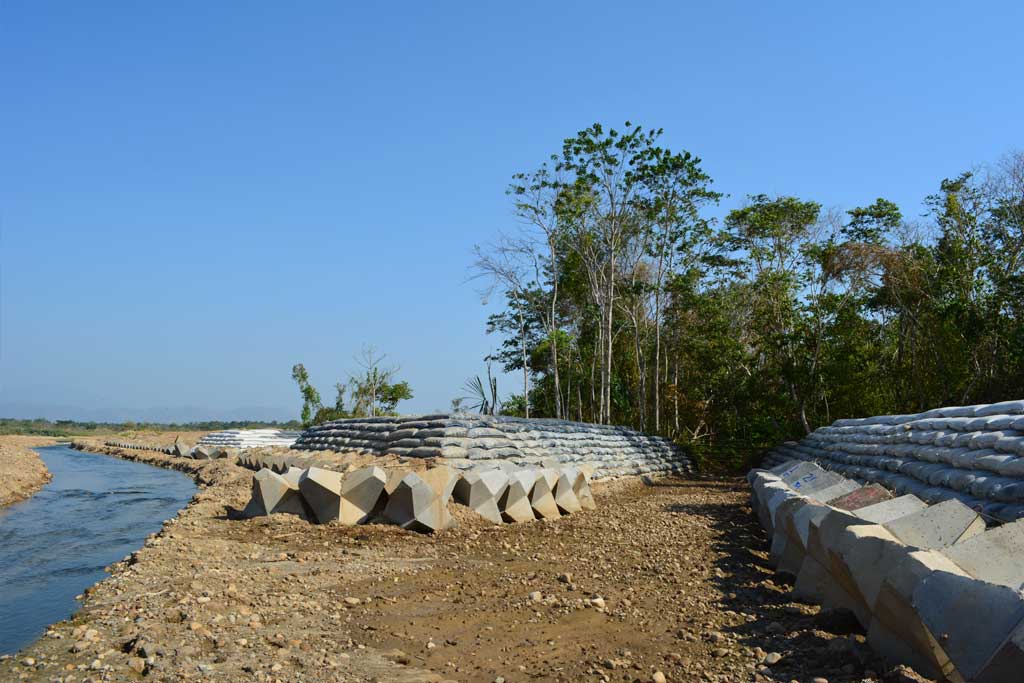 Obras de proteccion a los Meandros